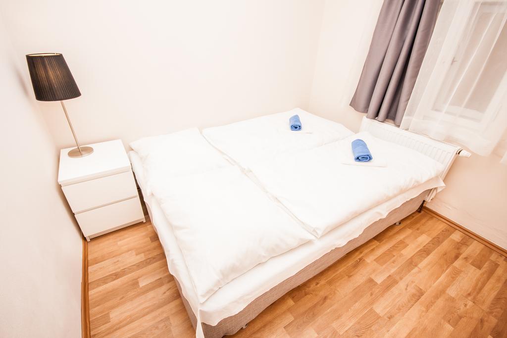 Ferienwohnung Fashion Loft Prag Zimmer foto