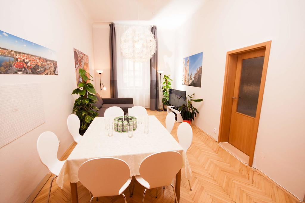 Ferienwohnung Fashion Loft Prag Zimmer foto