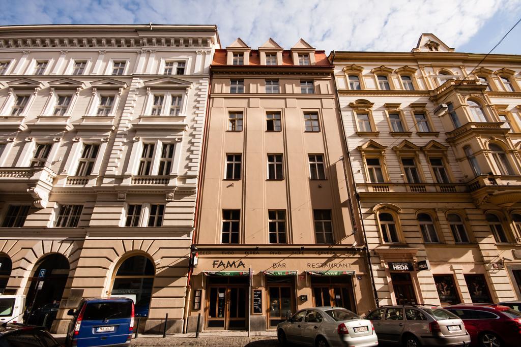 Ferienwohnung Fashion Loft Prag Exterior foto