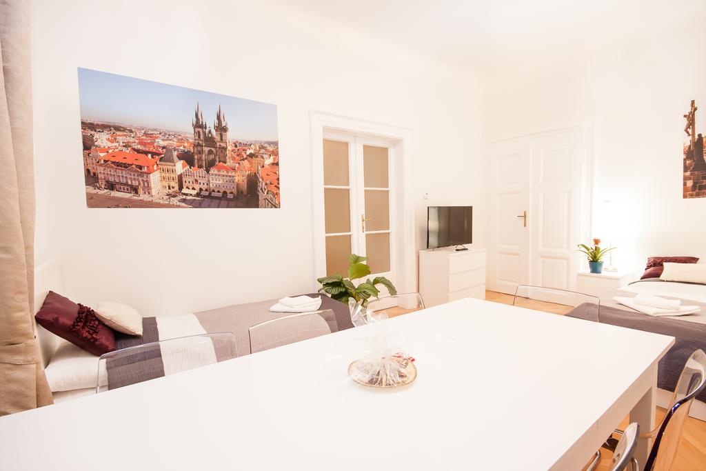 Ferienwohnung Fashion Loft Prag Exterior foto